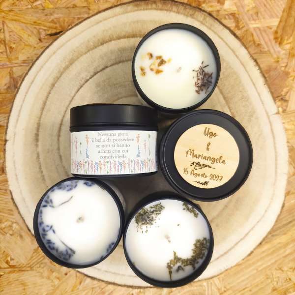 Candela artigianale profumata  b Abbraccio Naturale 09  b  linea FIORISSIMI